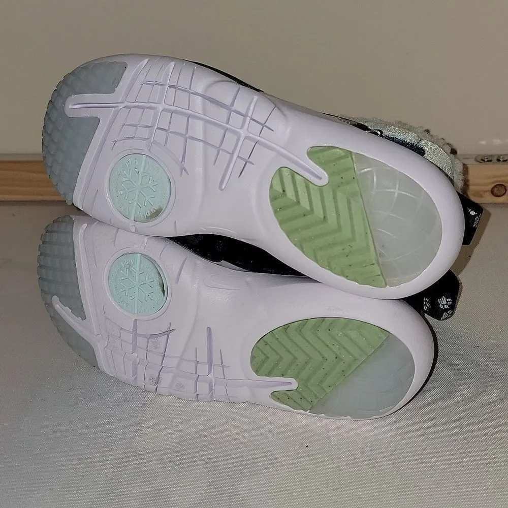 Nike Flex Advantage SE Boots • Sizes 13.5, 1, 2 Kids Shoes • Blue / Silver • New
